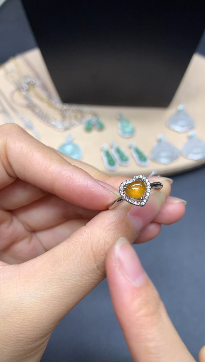 【闪购商品】翡翠戒指银S925镶嵌蛋面【无服务费】