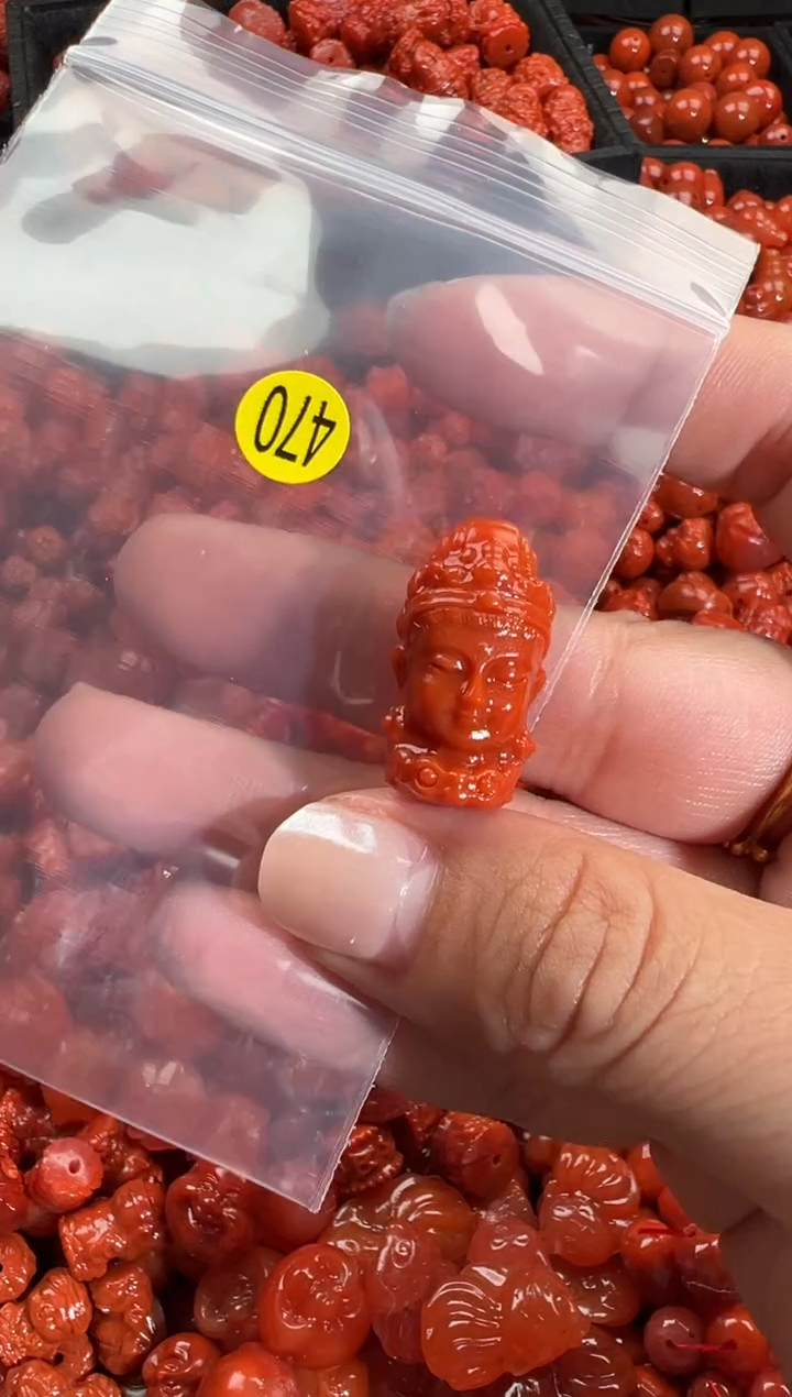 颈饰未镶嵌南红玛瑙1