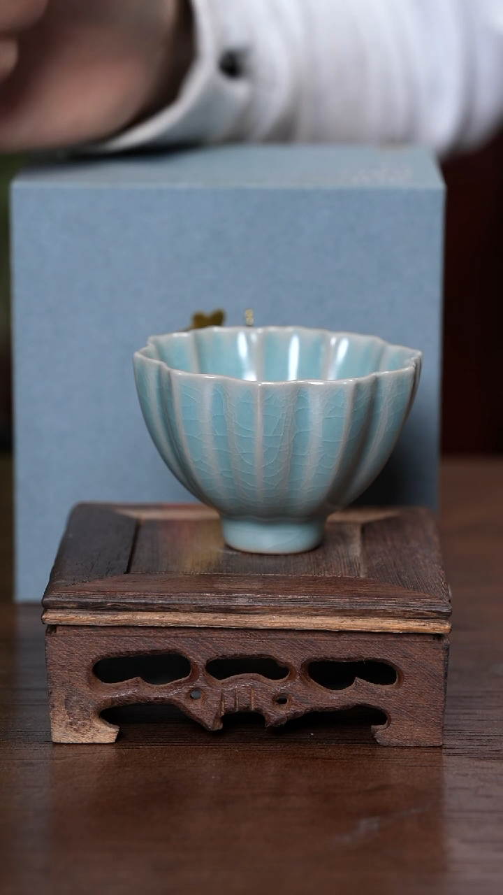 【闪购商品】宝丰清凉寺原产地汝瓷花口杯