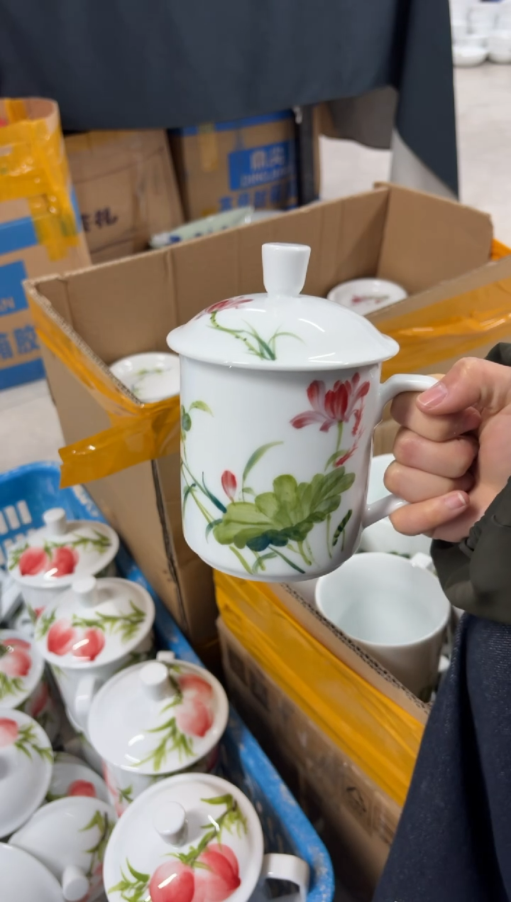 景德镇高温陶瓷食品级手绘釉中彩餐具-大办公杯