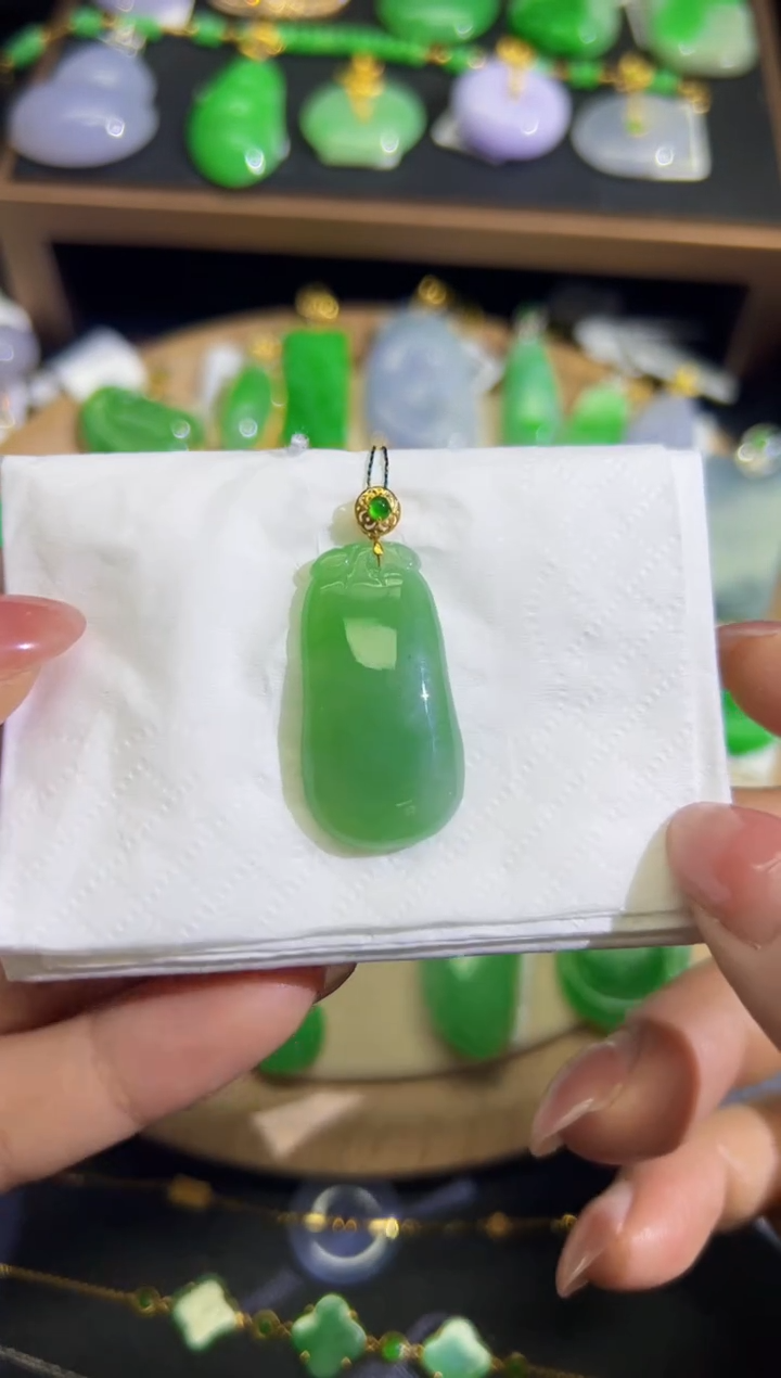 【闪购商品】翡翠颈饰18K金镶嵌Q缅料A货翡翠/支持复检/一件