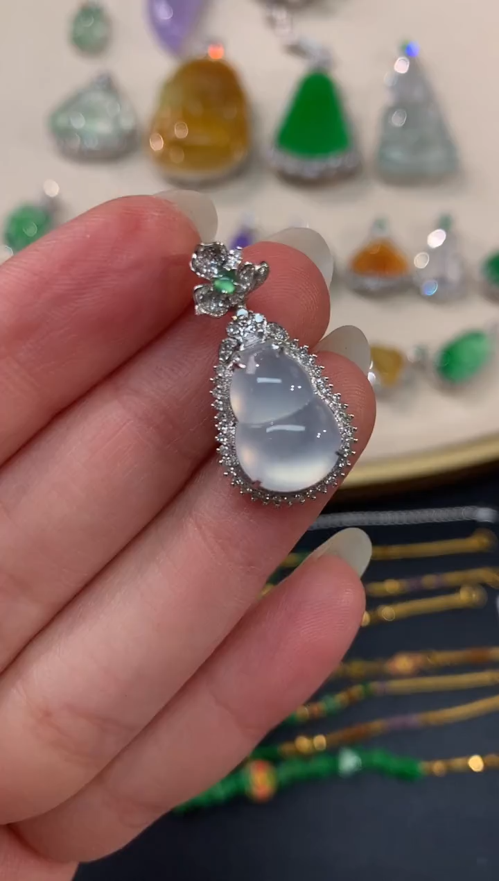 【闪购商品】翡翠吊坠(不含链)18K金镶嵌A259|9800