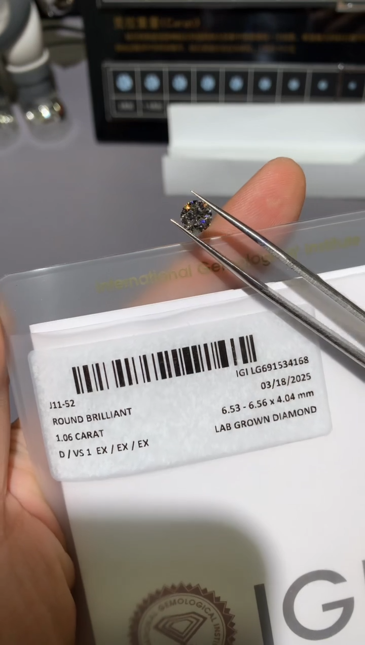 实验室培育钻石裸石未镶嵌1.06D691534168