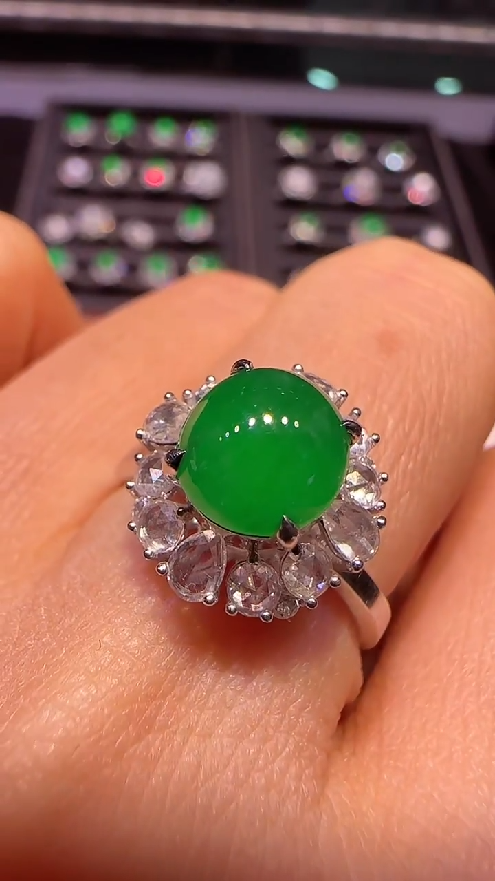 【闪购商品】翡翠戒指18K金镶嵌戒指