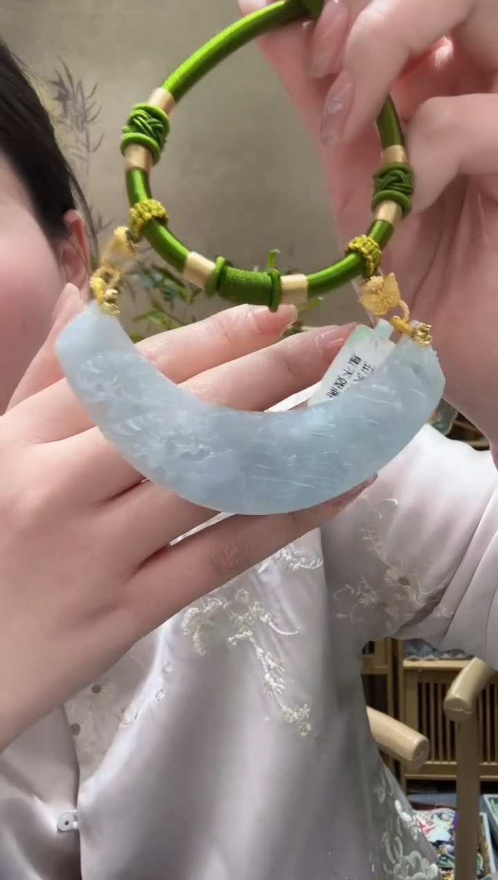 【闪购商品】翡翠颈饰未镶嵌吊坠