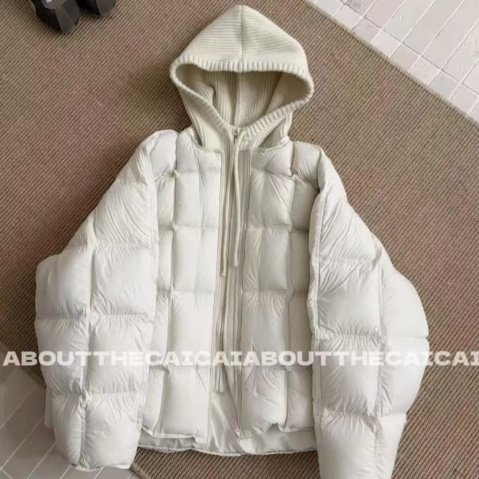 2025冬季新款时尚气质云朵泡芙连帽长袖假两件棉服外套女