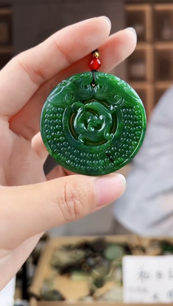 颈饰未镶嵌和田玉拍一发一，多样性发货