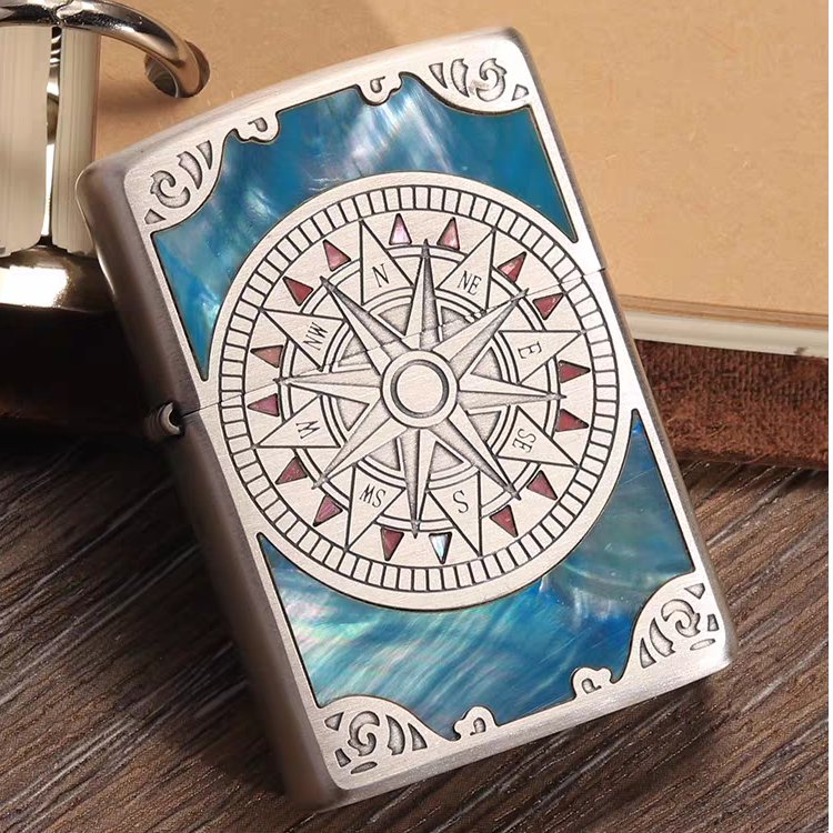 Zippo打火机熏银盔甲贝壳罗盘罗盘指南针