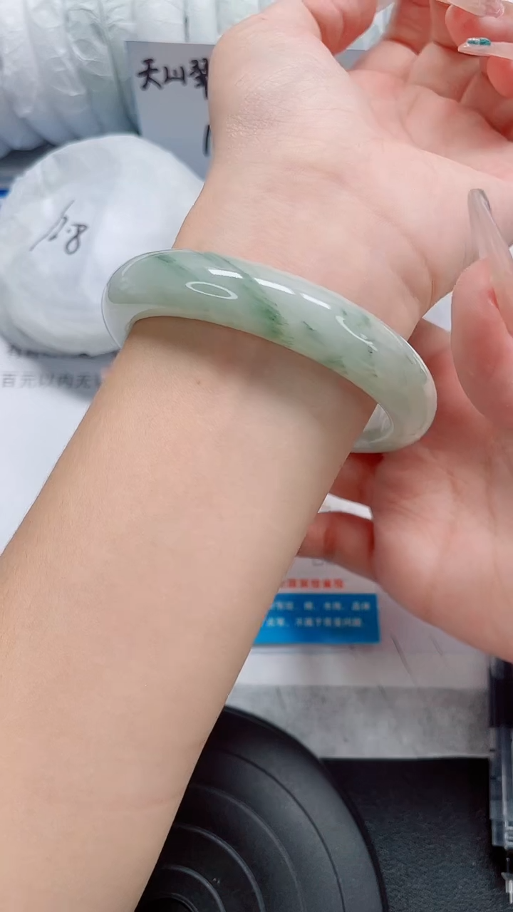 未镶嵌手镯石英质玉112-60/61