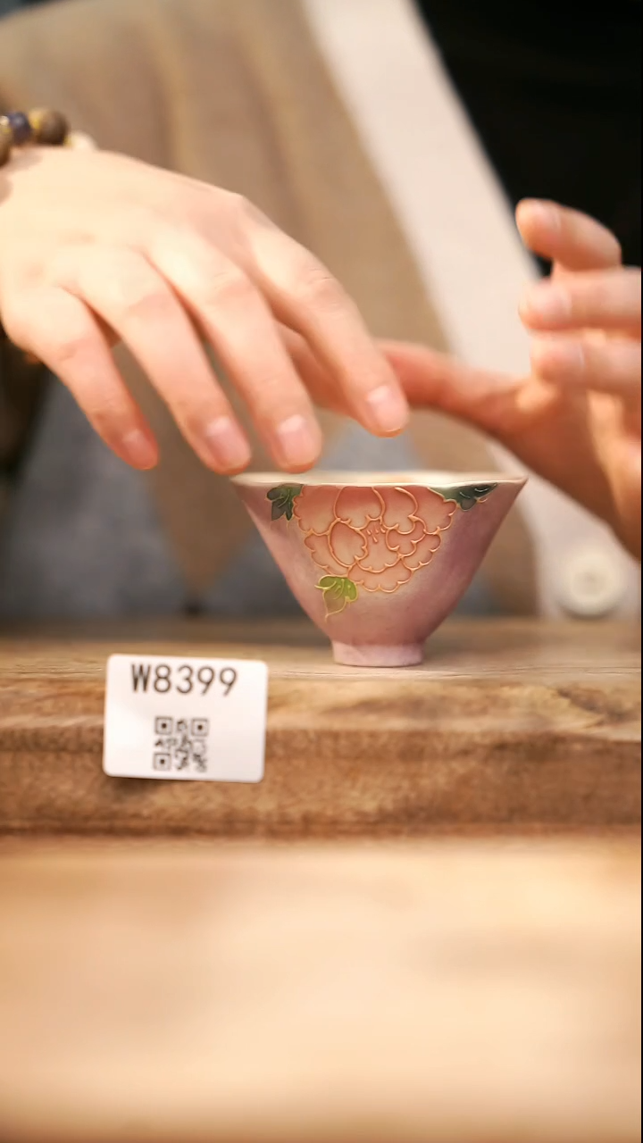 【经典福利】/ 杯子@@W8399