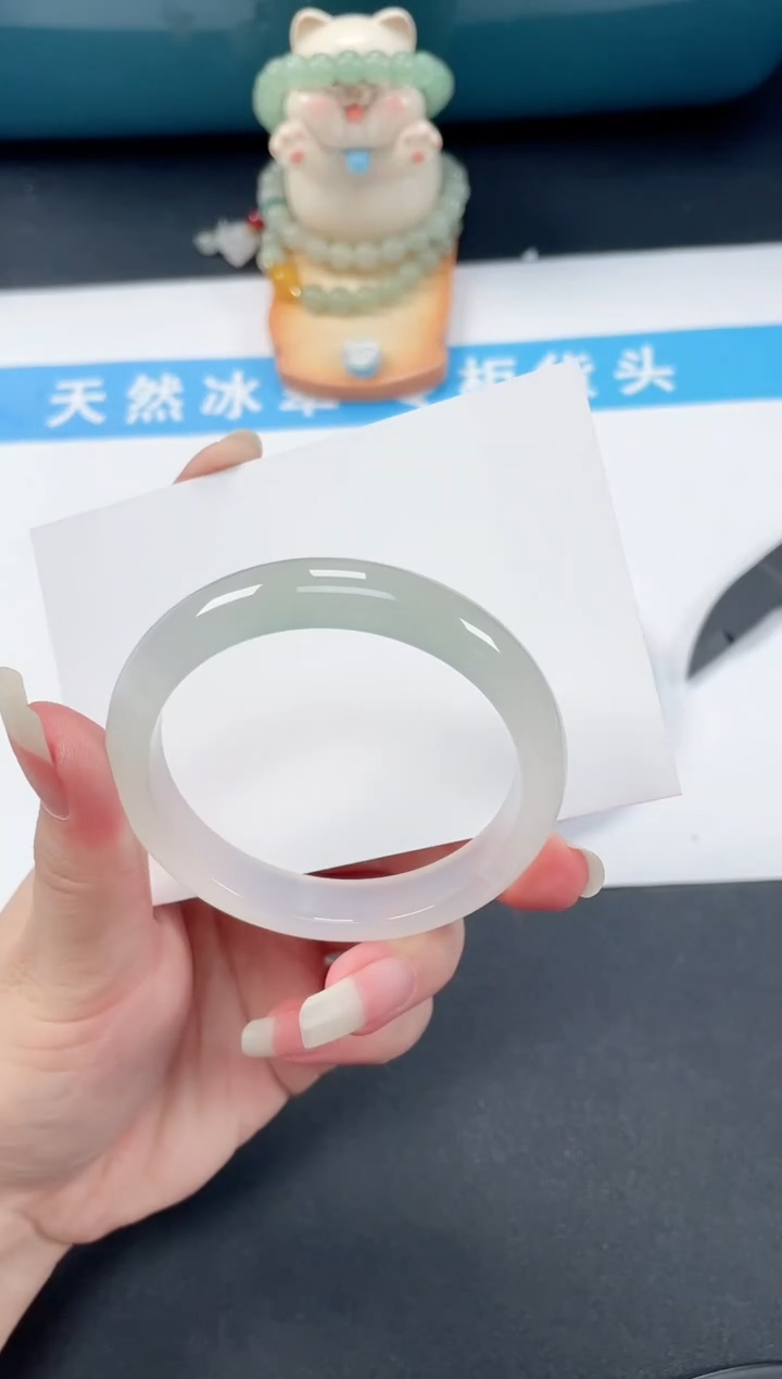 石英质玉手镯未镶嵌136-52.6