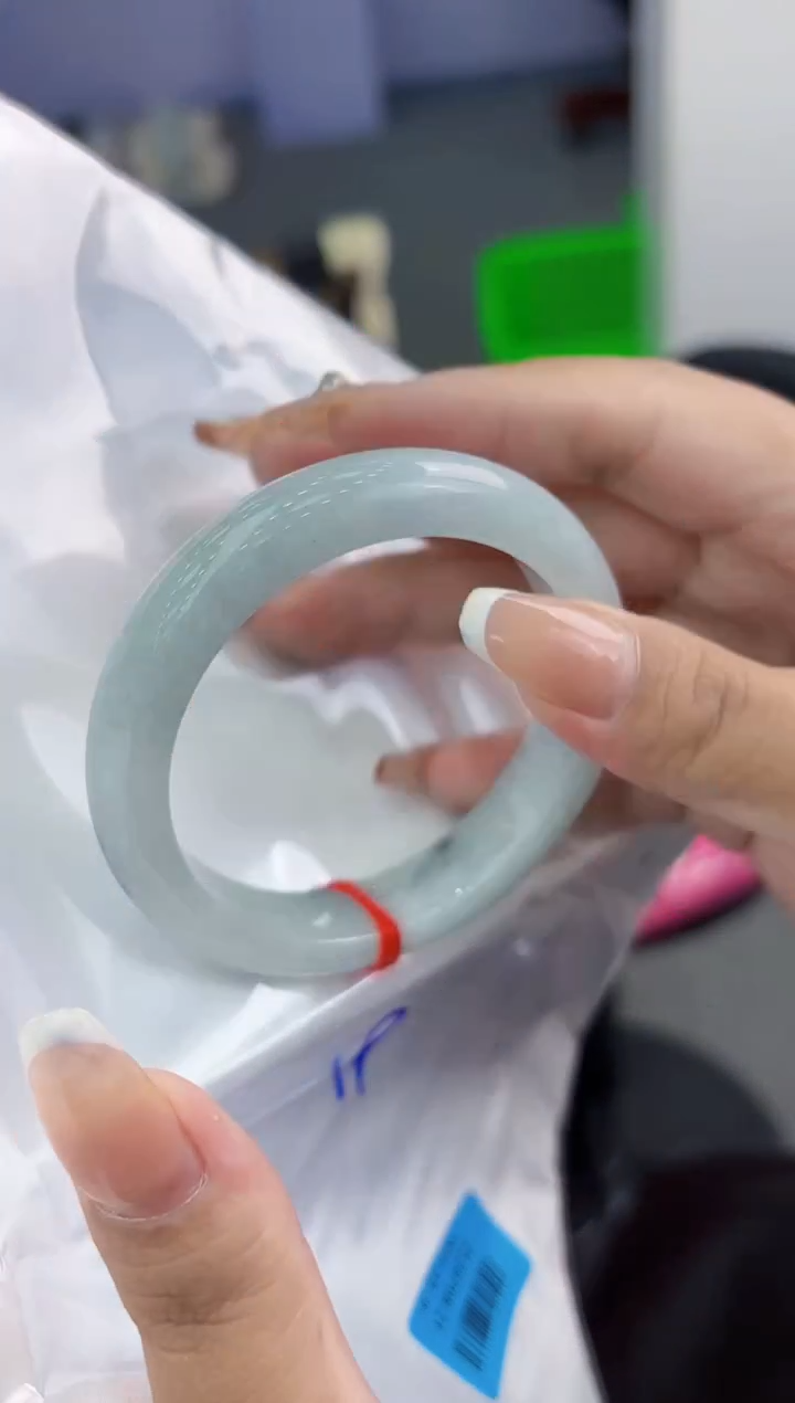 【闪购商品】翡翠手镯未镶嵌翡翠手镯