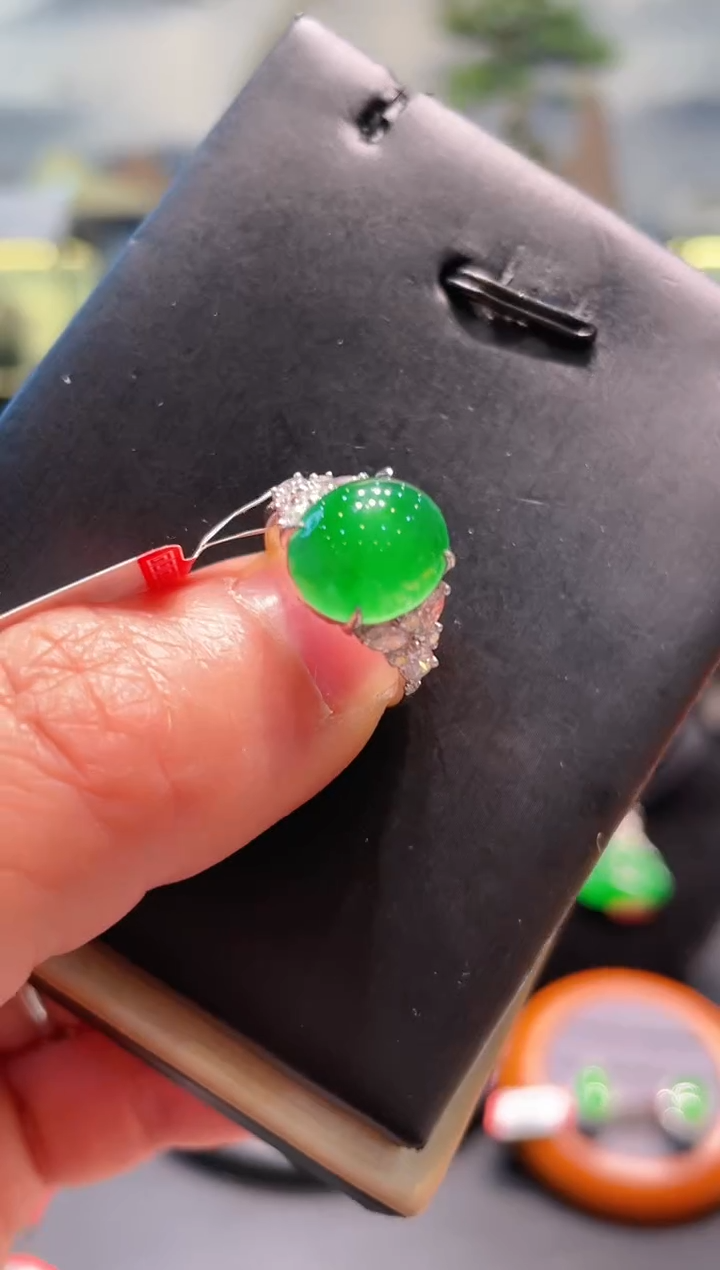 【闪购商品】翡翠颈饰18K金镶嵌A77天然A货翡翠