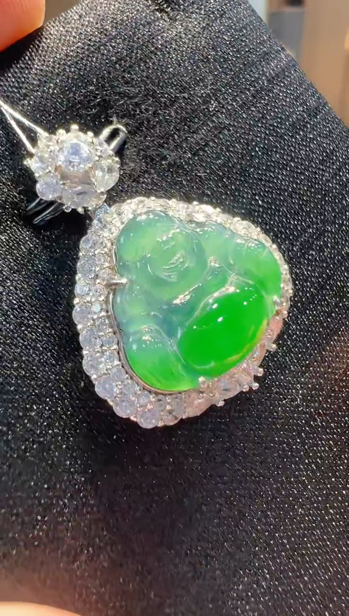 【闪购商品】翡翠吊坠(不含链)银S925镶嵌               