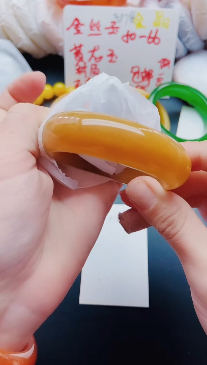 【闪购商品】石英质玉手镯未镶嵌P184-54-55