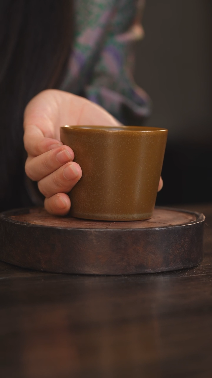 【闪购商品】杯63柴房陶瓷丨茶叶末色大可乐杯