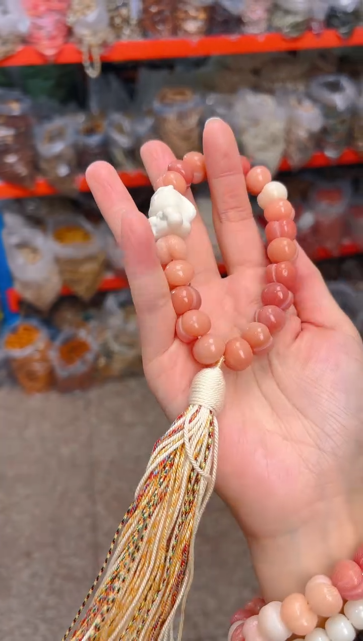 吊坠菩提根/象牙果粉色屁桃手持 兔子