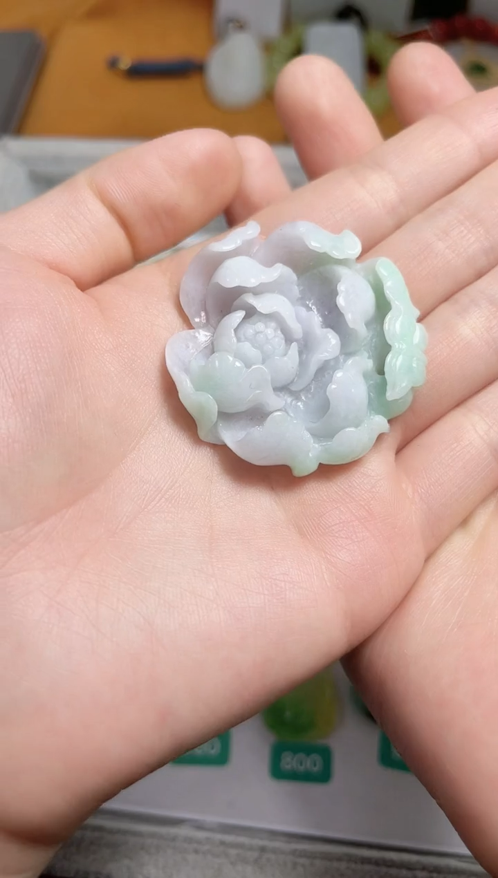 【闪购商品】翡翠颈饰未镶嵌06牡丹花