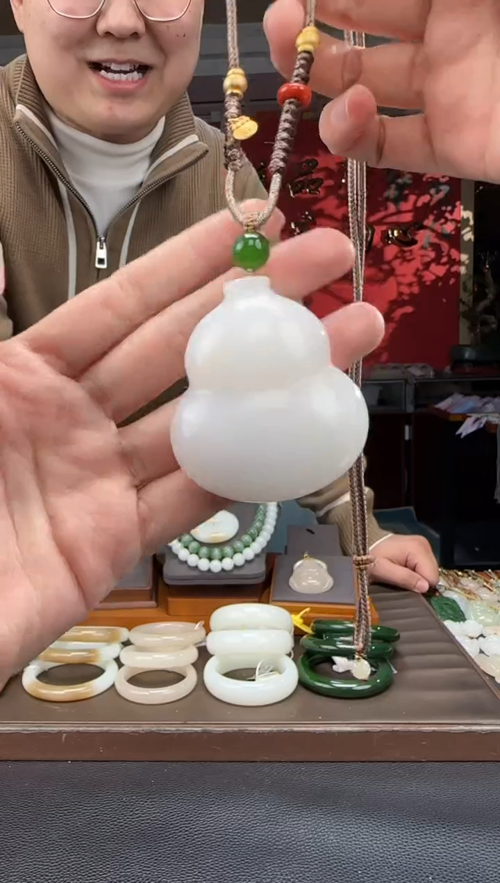 颈饰未镶嵌和田玉白玉大葫芦吊坠