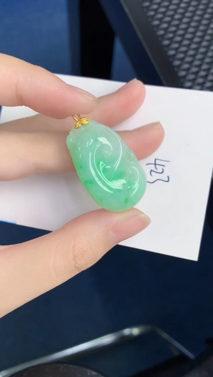 【闪购商品】翡翠颈饰18K金镶嵌000000000