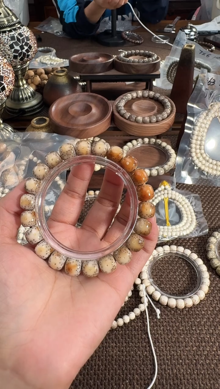 手串星月菩提我****法大眼灰火烧云（10.5*9.5）3016