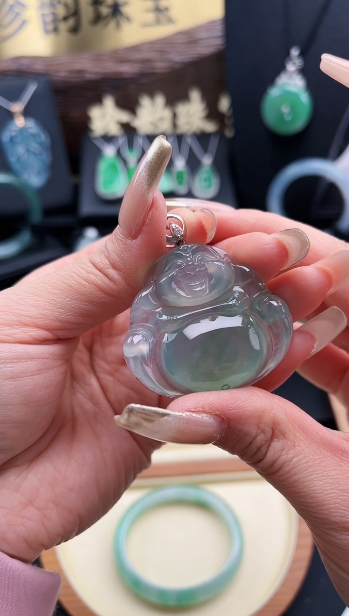 【闪购商品】翡翠颈饰18K金镶嵌吊坠