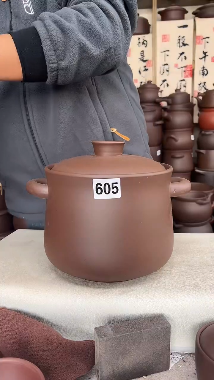 宜兴紫砂微瑕5.5升小蛮腰605