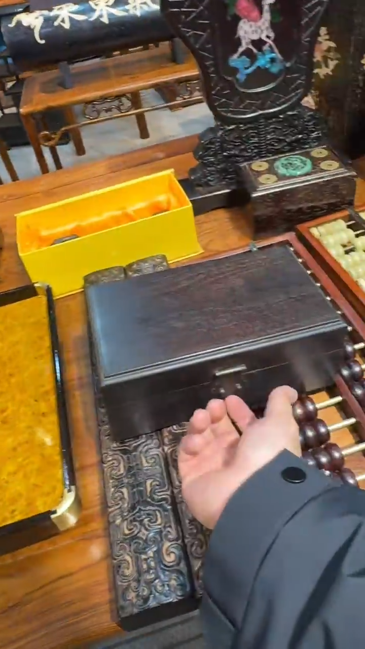 木侧翻首饰盒一物一拍