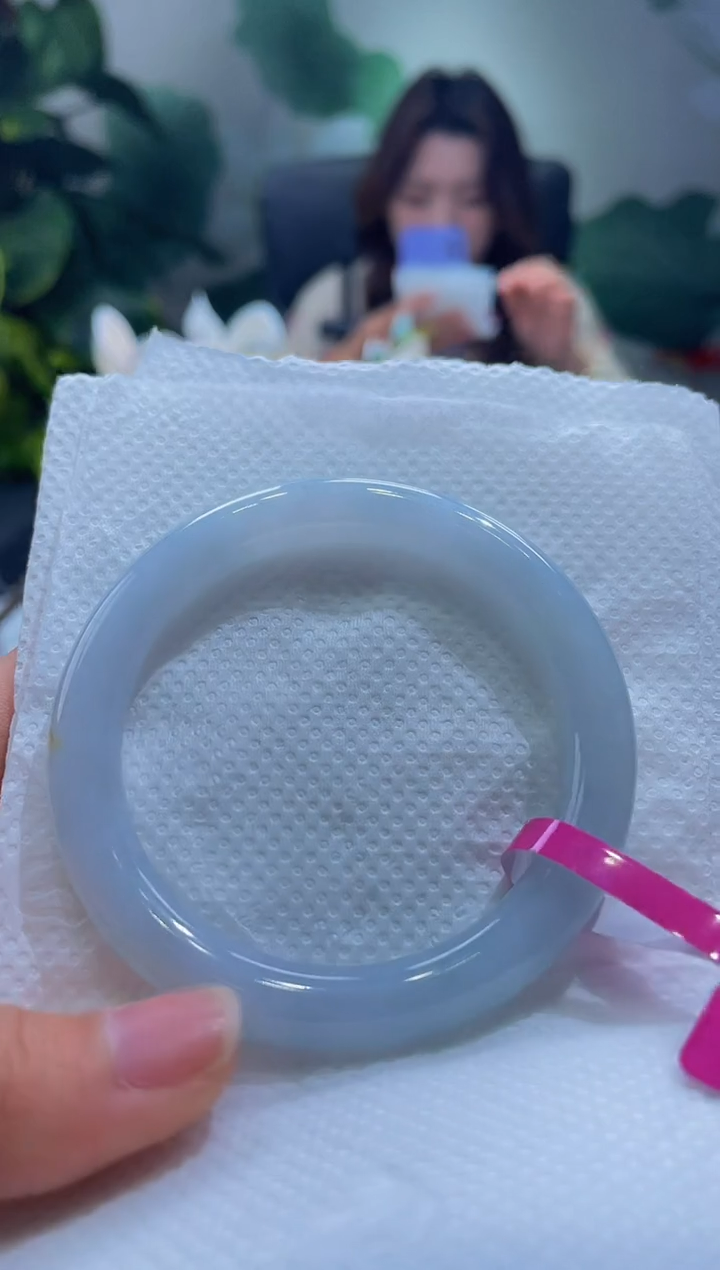 【闪购商品】翡翠手镯未镶嵌圈口51手镯340