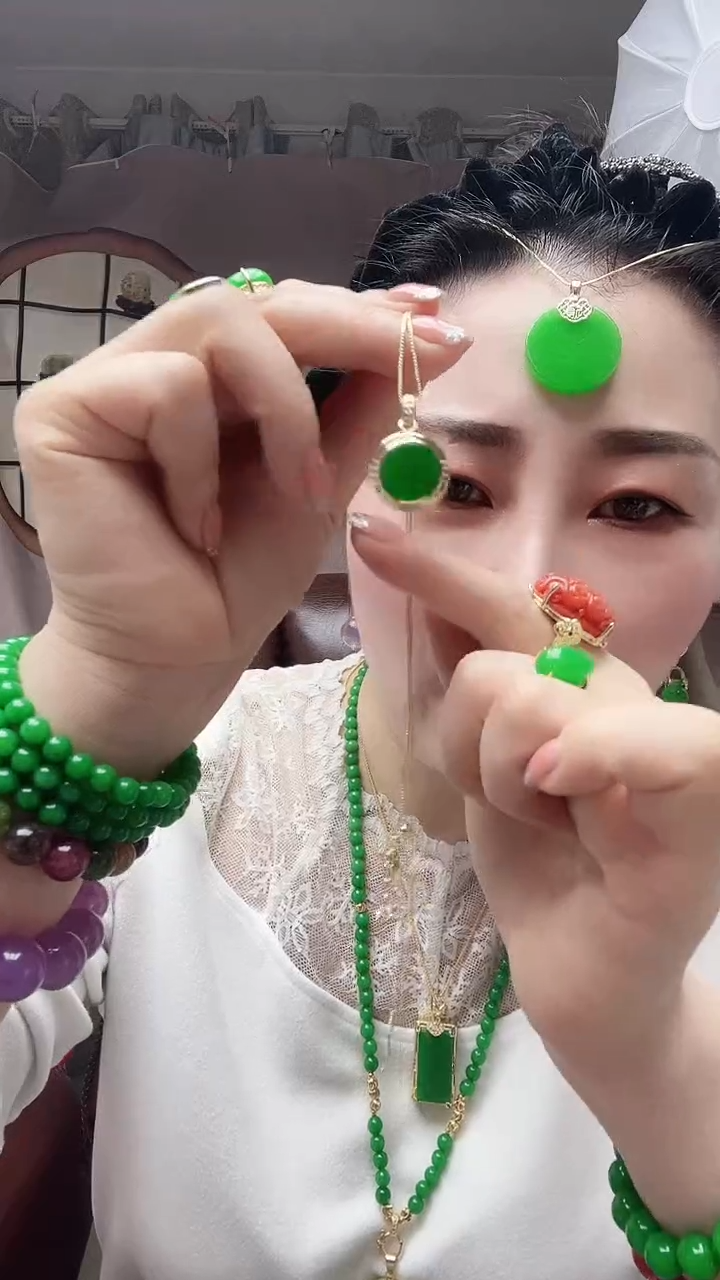 【闪购商品】翡翠颈饰14K金镶嵌A76号