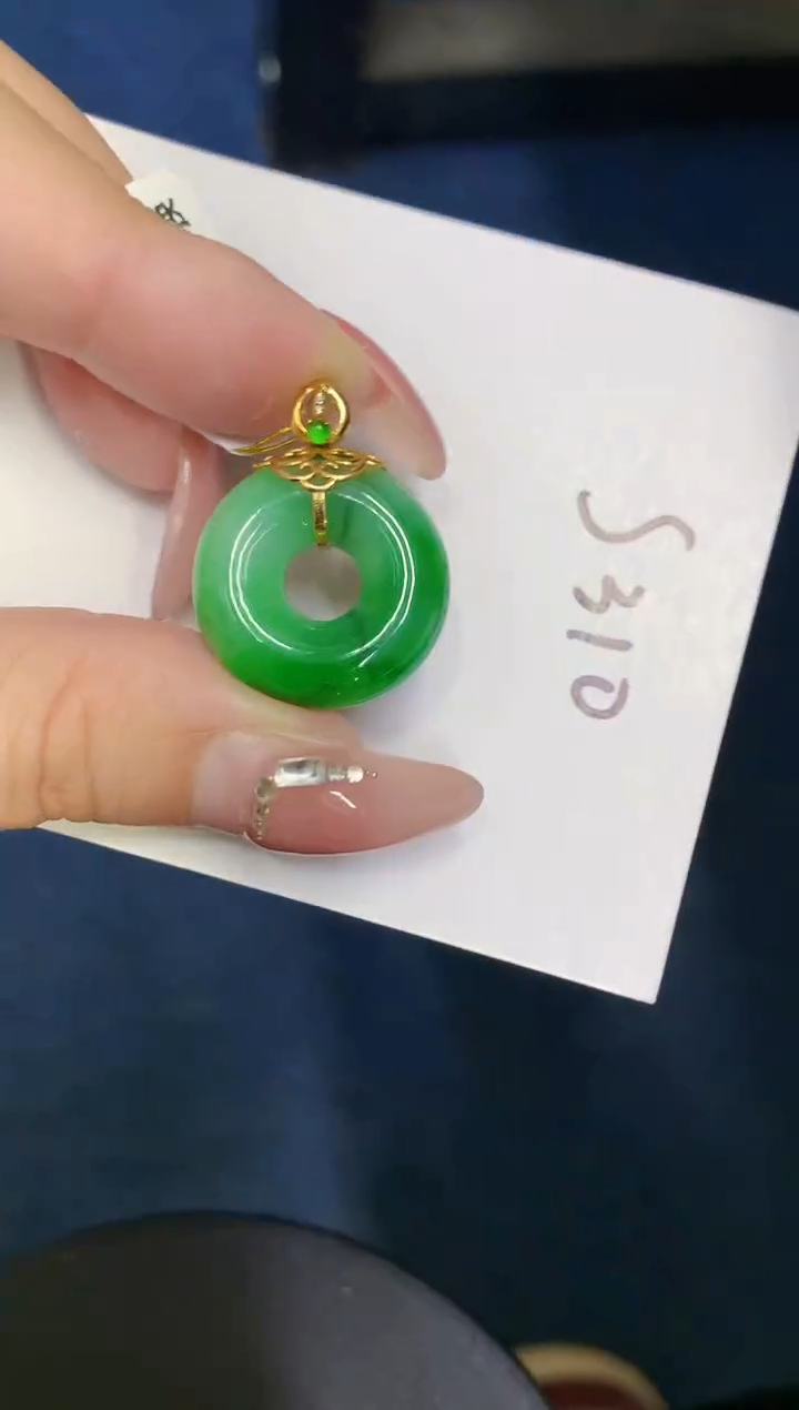 【闪购商品】翡翠颈饰18K金镶嵌000000000000