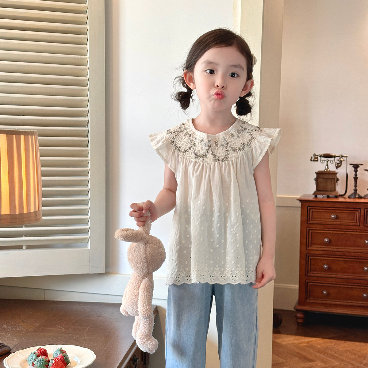 现货【米丽娅】100棉夏季新款5503儿童女宝法式娃娃衫洋气无袖衬衫