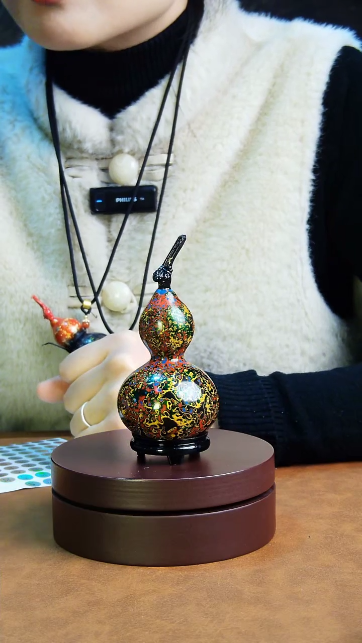 【闪购商品】32直播一物一图大漆酒葫芦送底座送挂绳