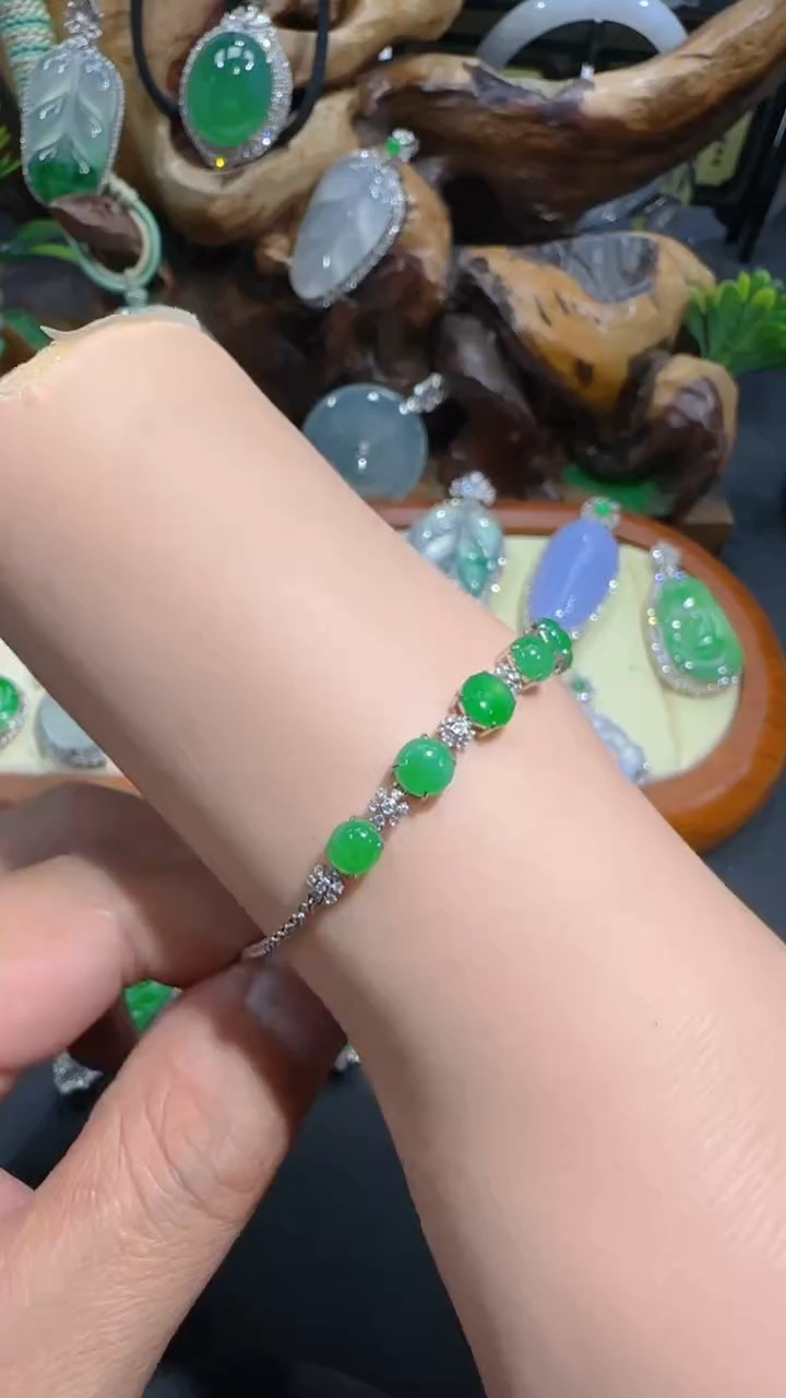【闪购商品】翡翠手链18K金镶嵌手链