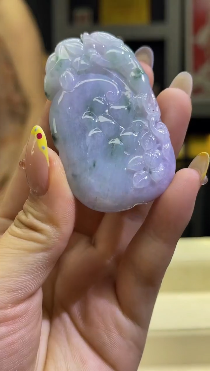 翡翠未镶嵌颈饰MFC0808145