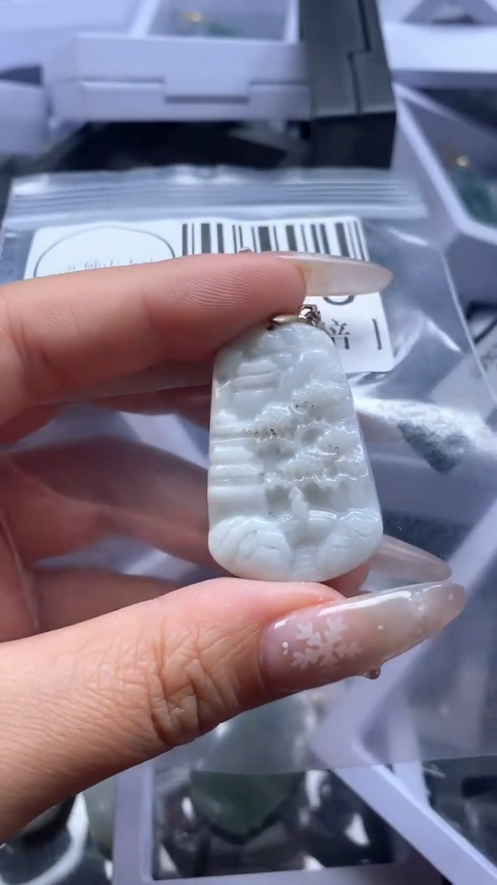 颈饰未镶嵌翡翠4095