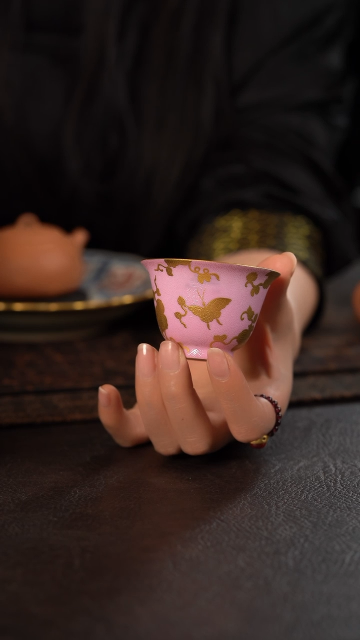 【闪购商品】杯德韶轩粉底扒花铺金内山水闻香杯