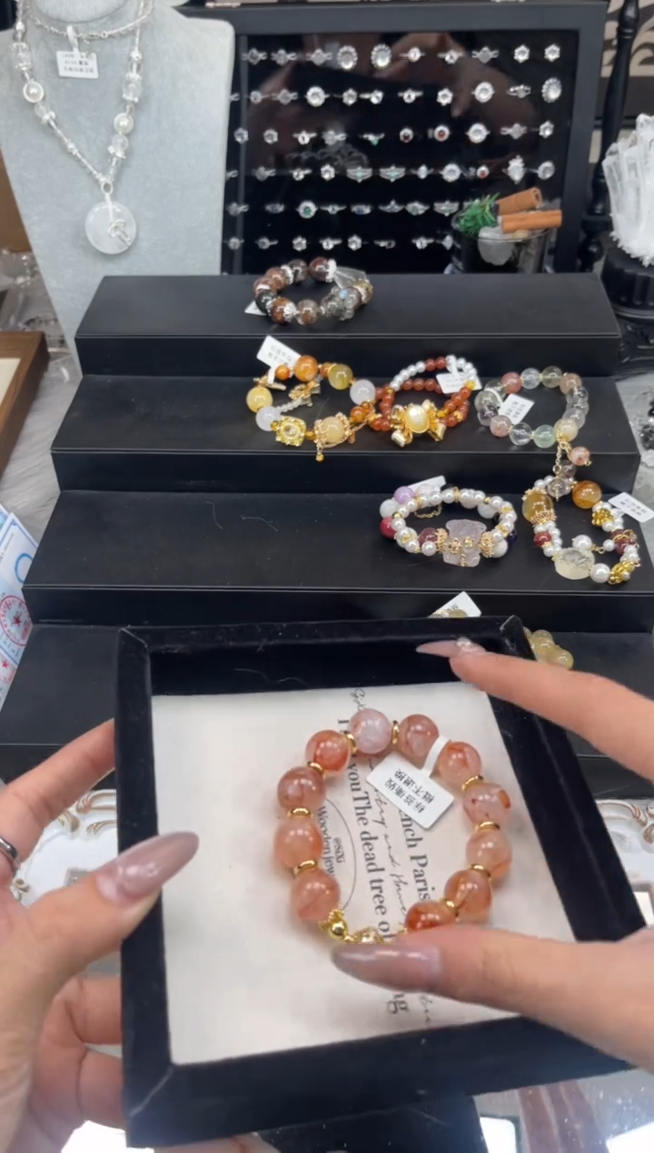 【闪购商品】水晶手链未镶嵌天然水晶 多样性发货