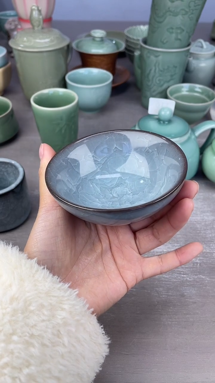 青瓷仓储清仓福利