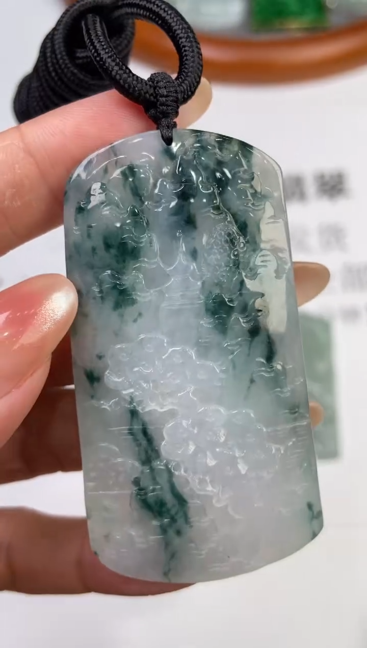 翡翠挂件未镶嵌2223674    