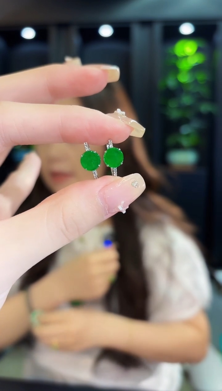 翡翠18K金镶嵌耳饰缅料A货/多样性发货/一件