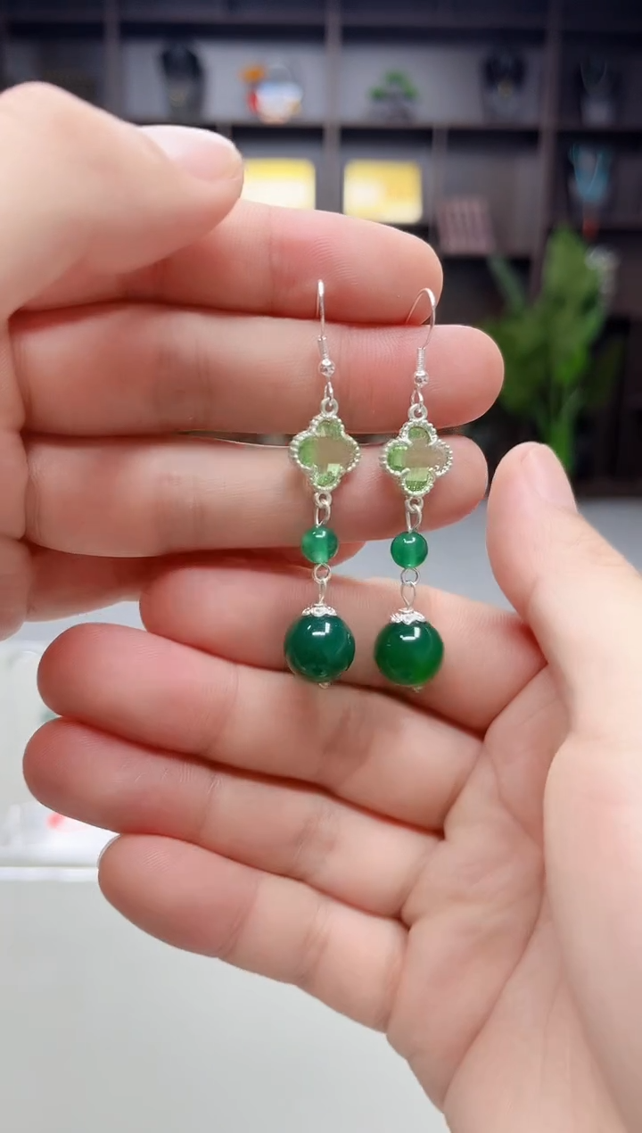 未镶嵌耳饰玛瑙/玉髓705000