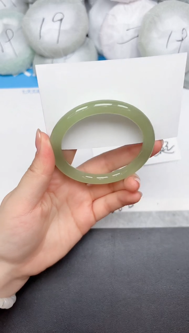 未镶嵌手镯石英质玉A263/54.4