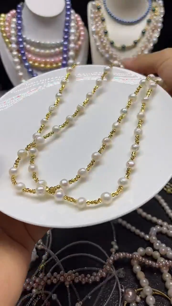 颈饰未镶嵌淡水珍珠多人
