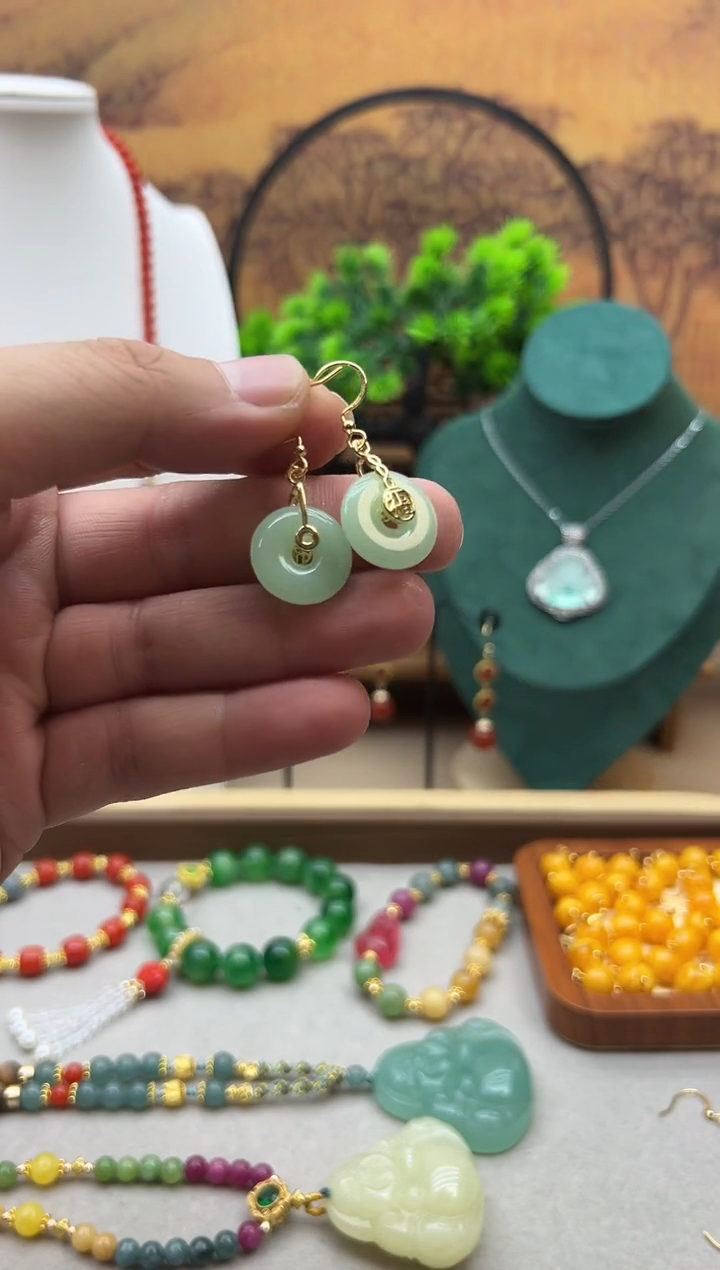 和田玉14K金镶嵌耳饰E205     