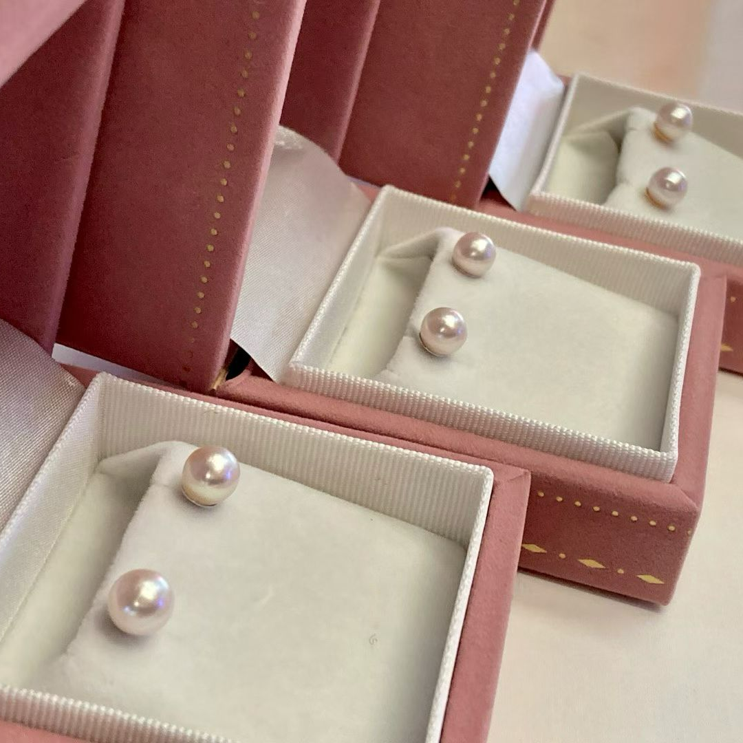 海水akoya珍珠s925银耳钉7mm左右正圆强光微瑕（多样性发一）