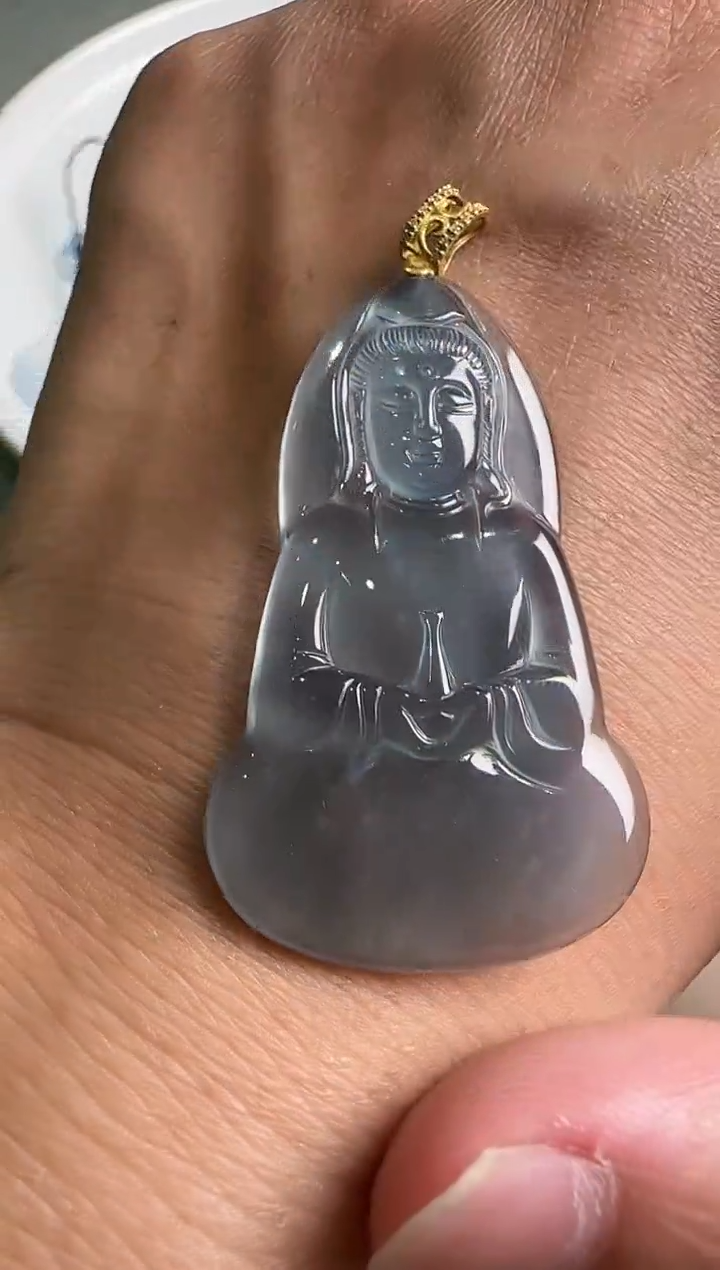 翡翠18K金镶嵌吊坠(不含链)     多样性发货