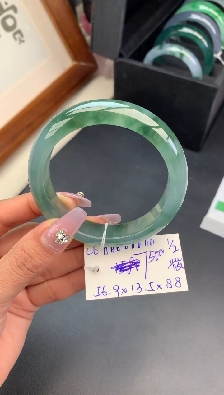 【闪购商品】翡翠手镯未镶嵌订金