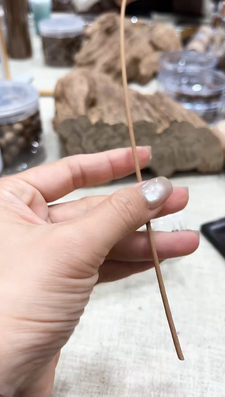 【闪购商品】芽庄白棋楠手工香一根