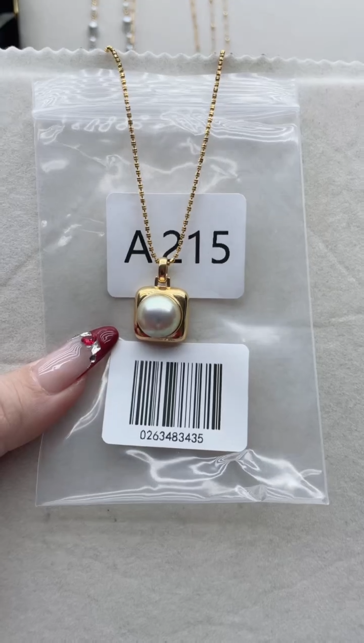 【闪购商品】海水珍珠套链银S925镶嵌A215